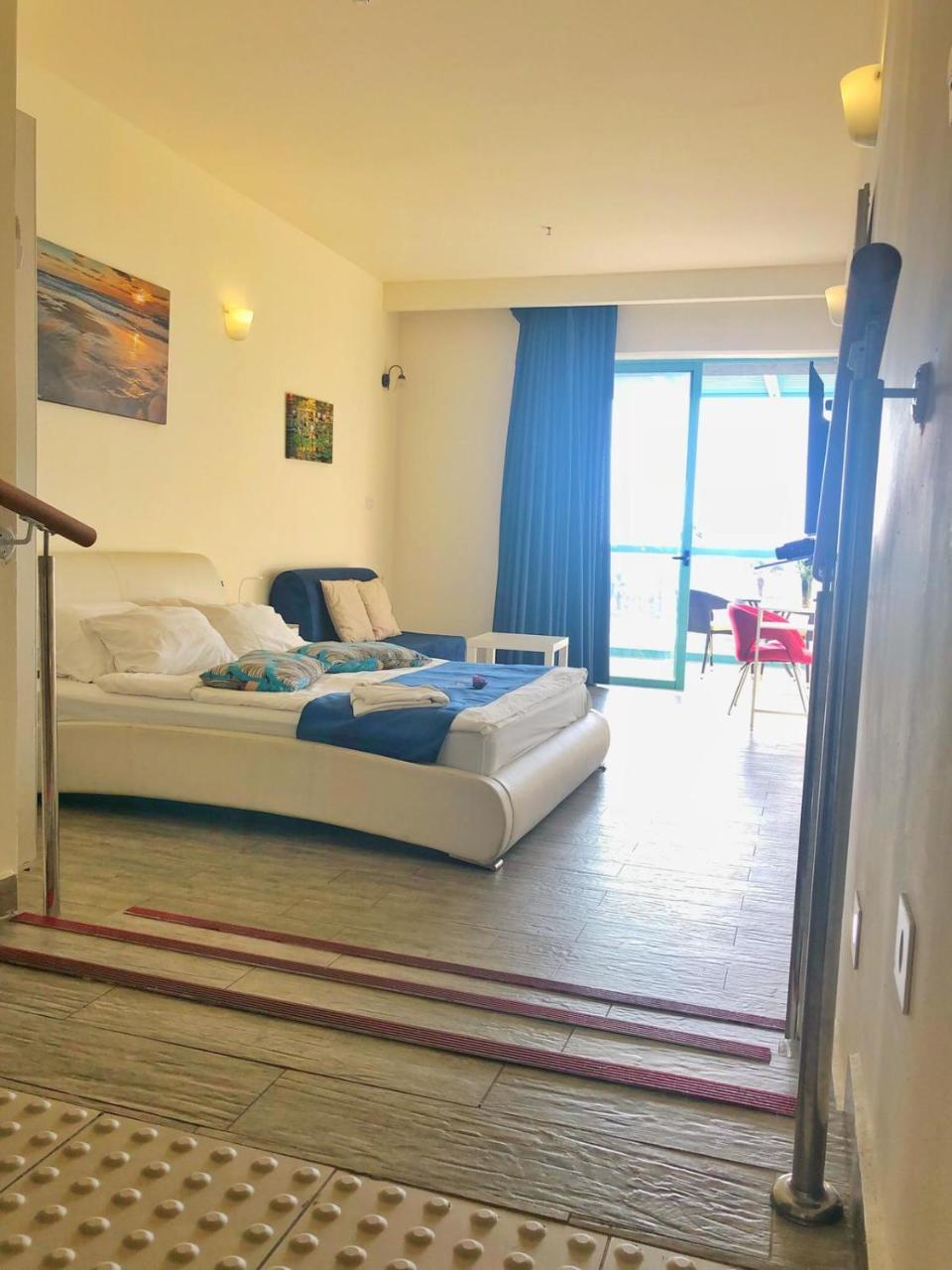 Sur La Mer Hotel Ashdod Dış mekan fotoğraf